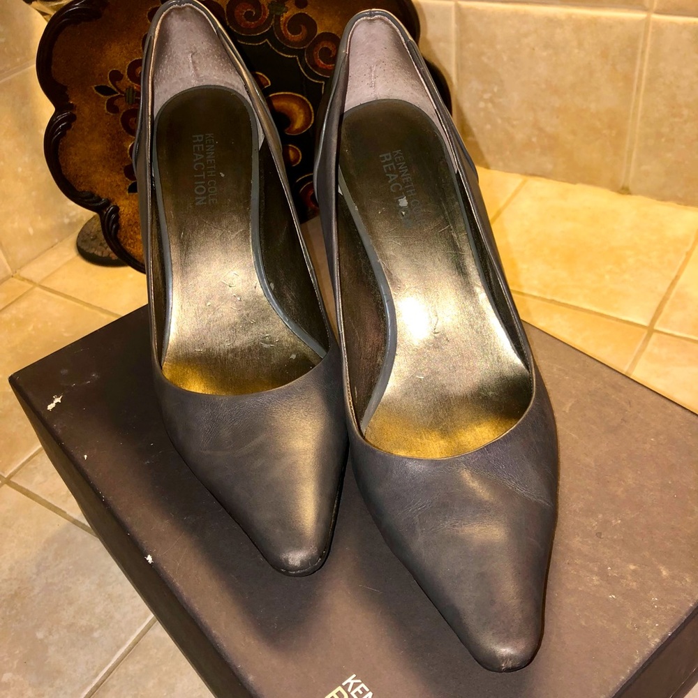 Kenneth Cole Reaction Heels